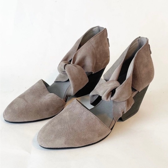 Eileen Fisher Gray Suede Pumps 9.5 - Picture 1 of 5